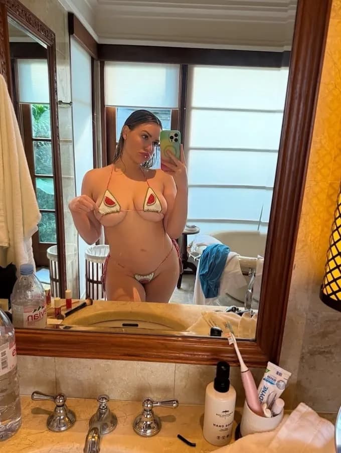 Sarra , 27 - Abenberg, Germany